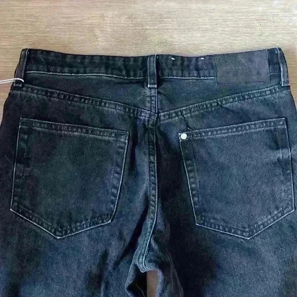 H&M Straight Regular Jeans Black Sz 4 (runs small) - Picture 9 of 13